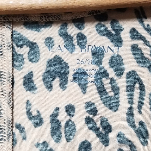 Lane Bryant Leopard Print Zipper Detail Blouse - Picture 3 of 4